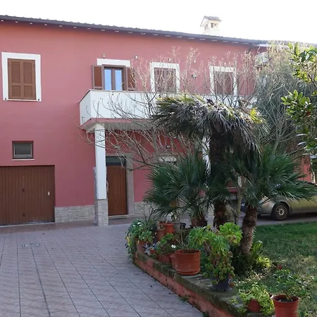 Podere Monfalcone Guest House-2